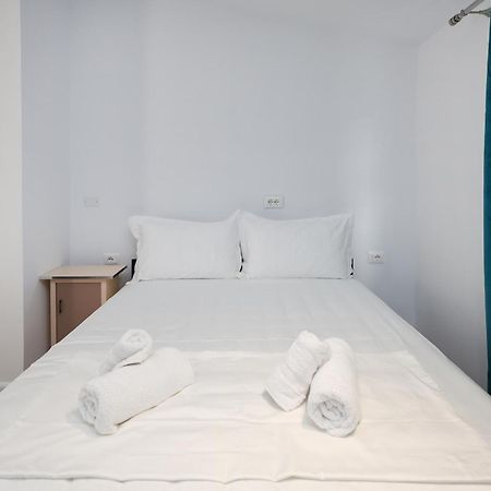 Guesthouse Noke بيرات المظهر الخارجي الصورة