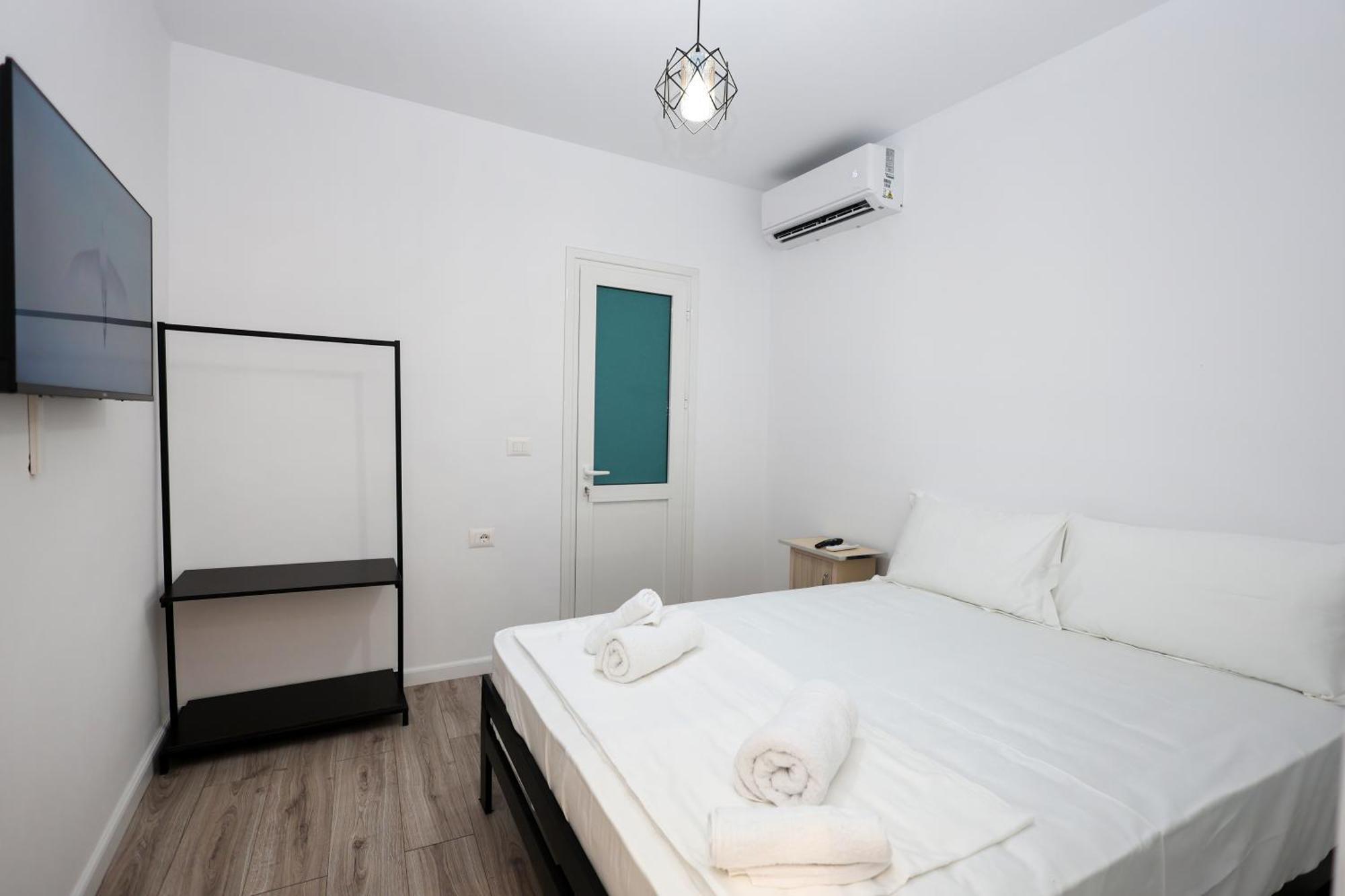 Guesthouse Noke بيرات المظهر الخارجي الصورة