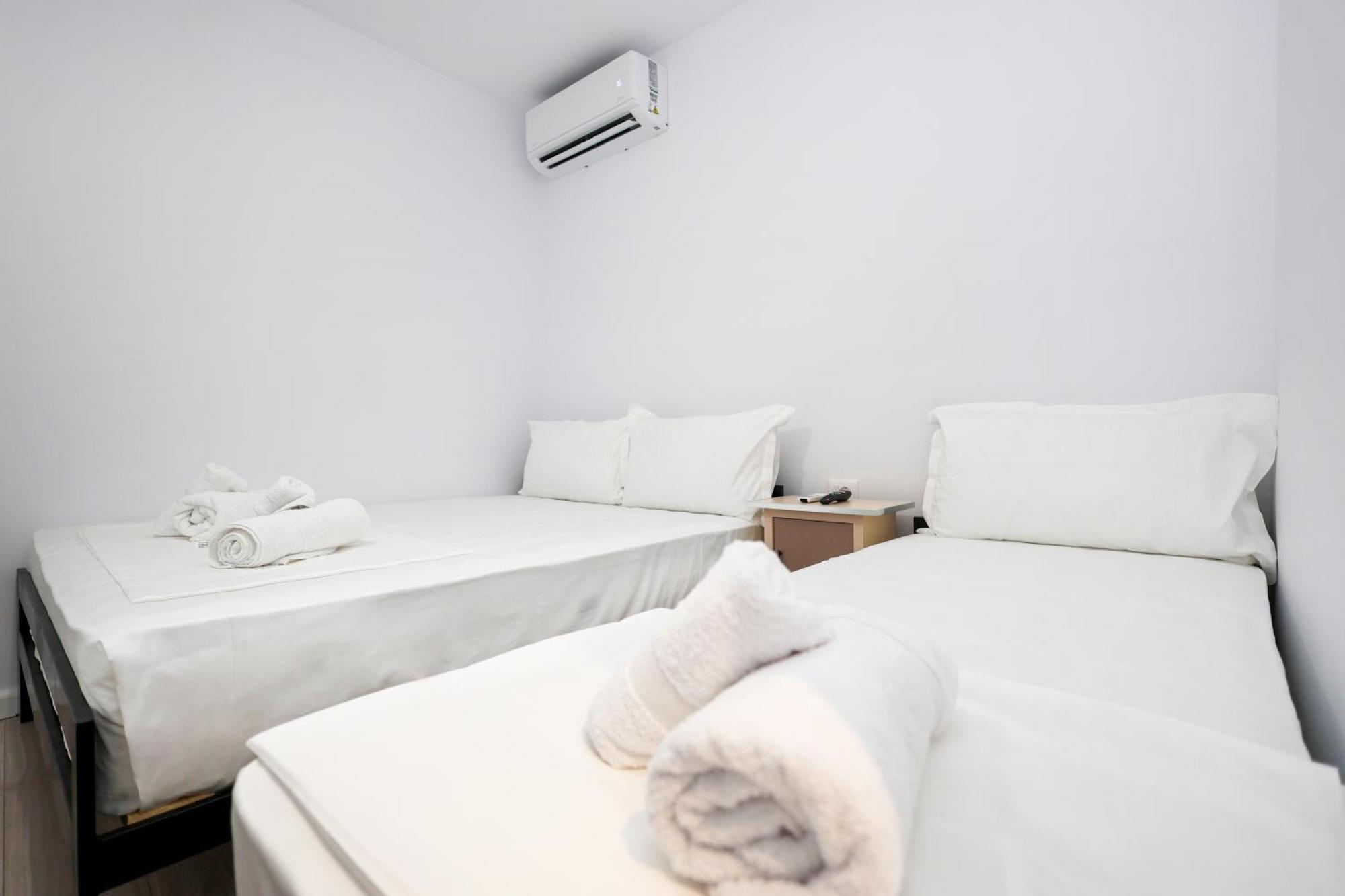 Guesthouse Noke بيرات المظهر الخارجي الصورة